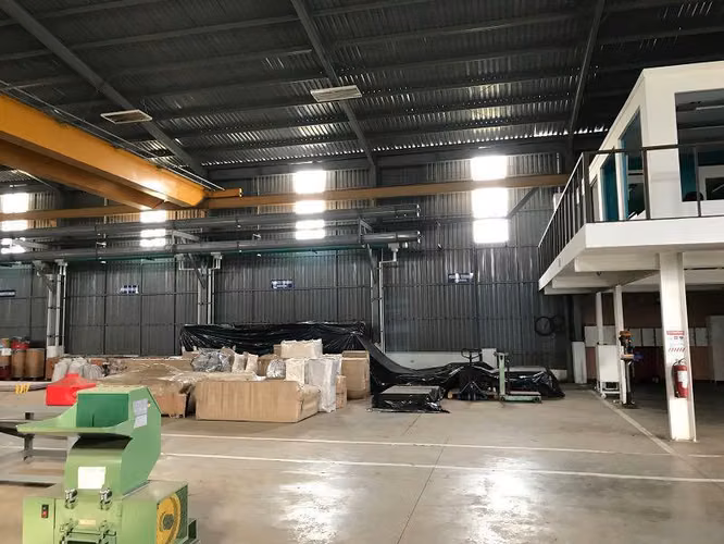 Bodega Industrial 2000 metros