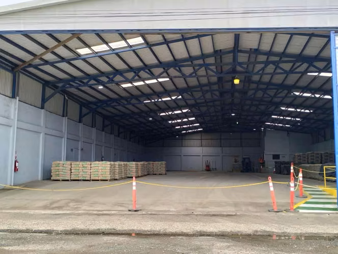 Venta de Bodega Industrial 1084