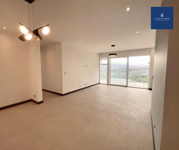 Hermoso apartamento en Escazú