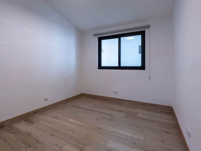 VENTA DE CASA INDEPENDIENTE EN POZOS 4827