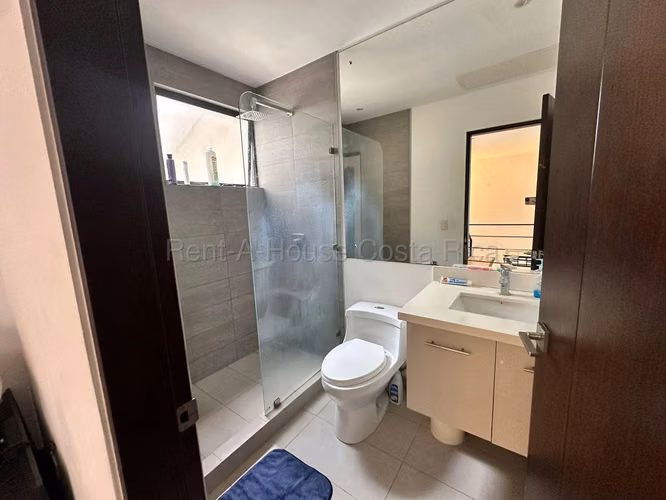 CASA EN VENTA SANTA ANA