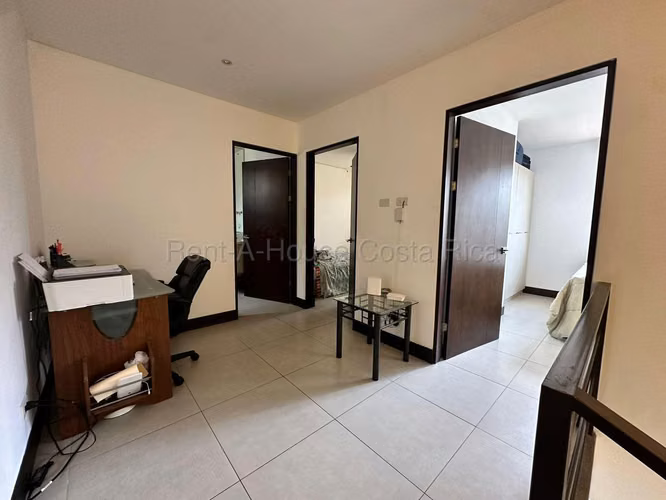 CASA EN VENTA SANTA ANA