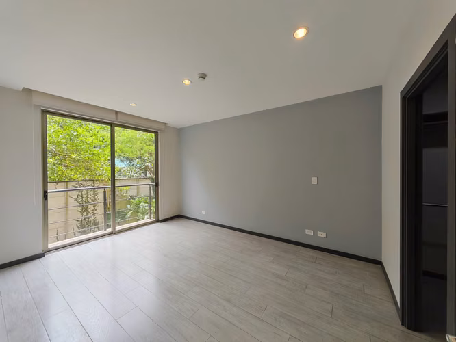 Apartamento en Alquiler- 2 habitaciones, 2 parqueos - Imagen 8
