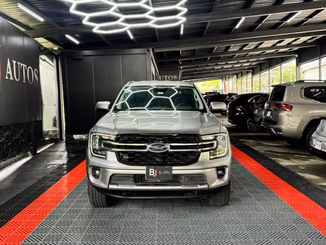 FORD EVEREST TREND 2023
