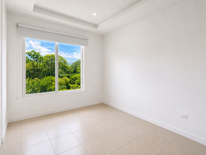 ALQUILER | CASA MODERNA CON LÍNEA BLANCA CON PATIO PIEDADES SANTA ANA - Imagen 10