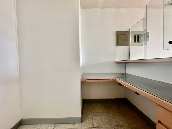 Rohrmoser - Local  ideal  para su negocio - Ascensor - Súper ubicación