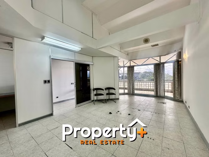 Rohrmoser - Ideal place for your business - Elevator - Super location