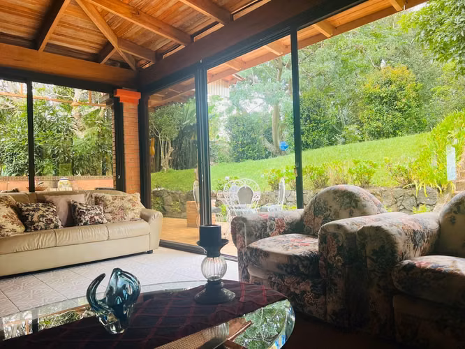 Venta de Casa en San Rafael de Heredia Angeles en lote de 2500 m2 - Imagen 16
