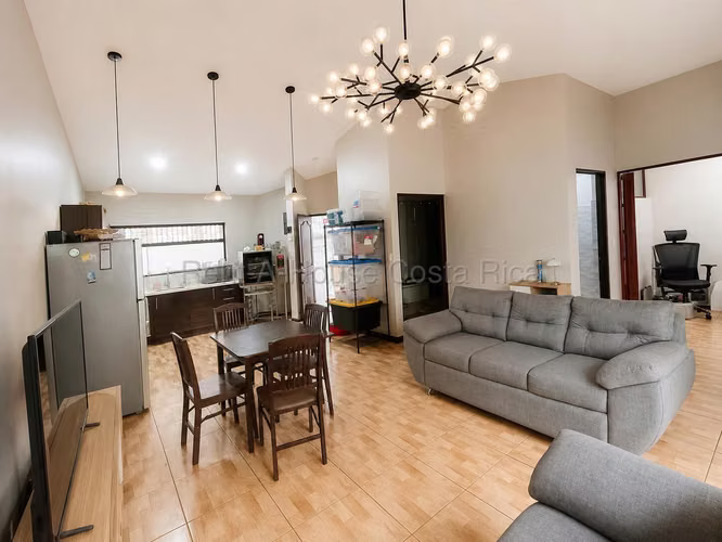Venta de Casa en San Francisco de Heredia