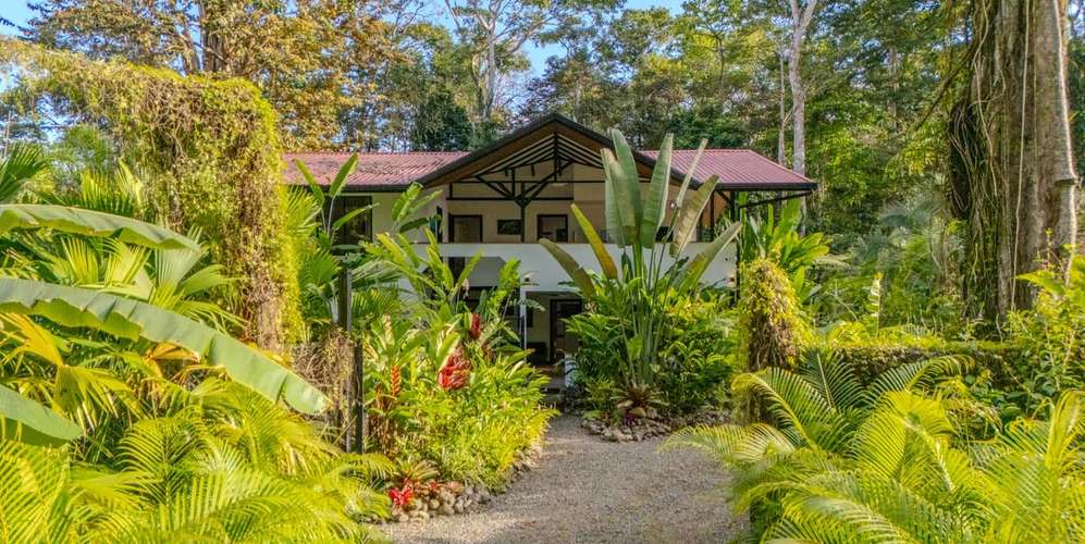 Home 8BR in Puerto Viejo Talamanca - Private Pools - Group Stays