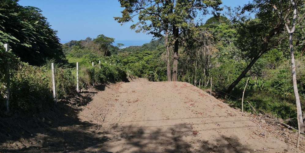 Lote en Mal País Cóbano vista al mar zona residencial listo para - Imagen 2