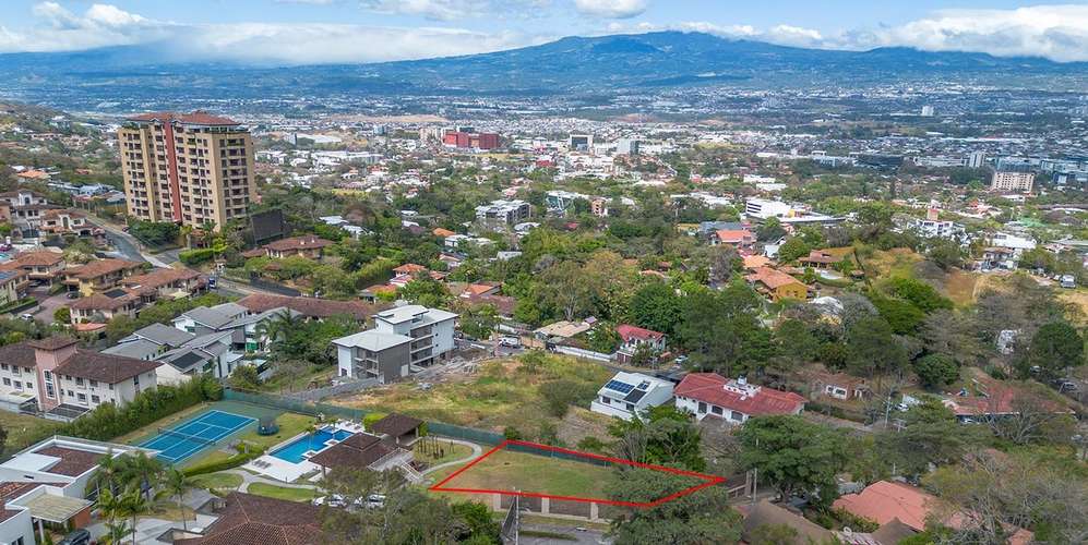 Lote en Escazú Jaboncillos - Condominio Monteverde - Vista al Valle