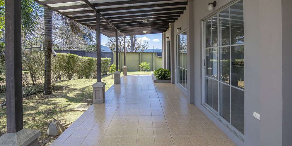 Lote plano en Curridabat Colinas de Montealegre - Seguridad 24/7 y - Imagen 6