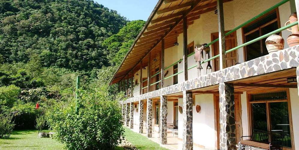 Eco Lodge 10 habs en Bajos del Toro Alajuela - Reserva natural -