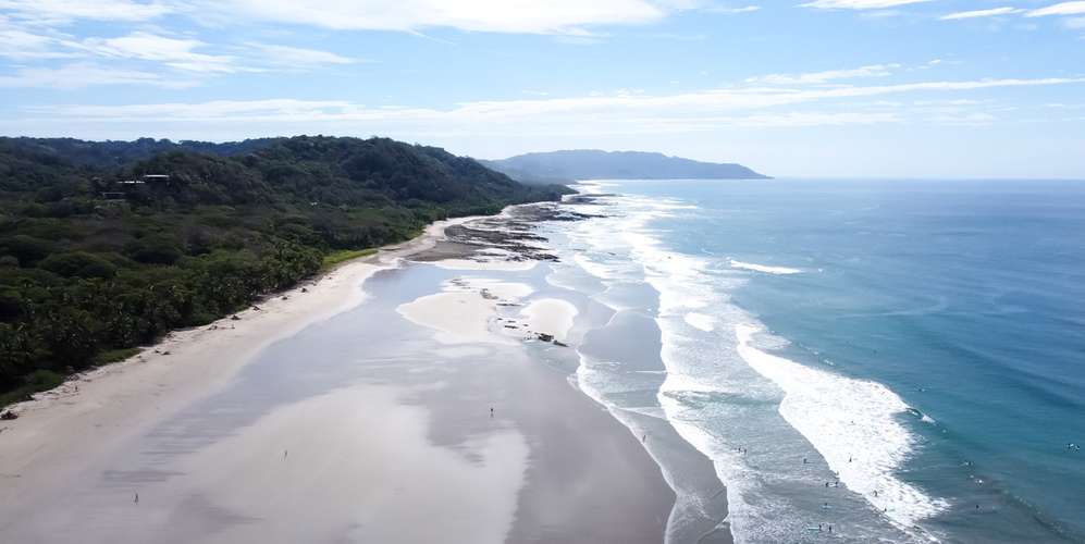 Lote frente al mar en Playa Hermosa Santa Teresa - oportunidad única