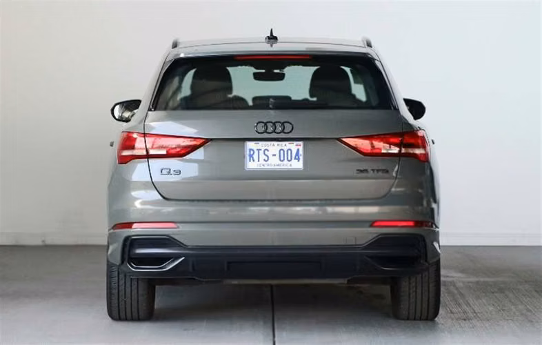 AUDI Q3 2022 AUTOMÁTICA GASOLINA GRIS