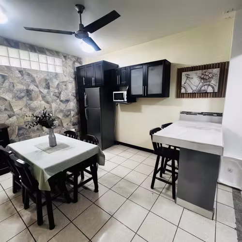 Apartamento Estudio grande a 5 minutos de playas del coco