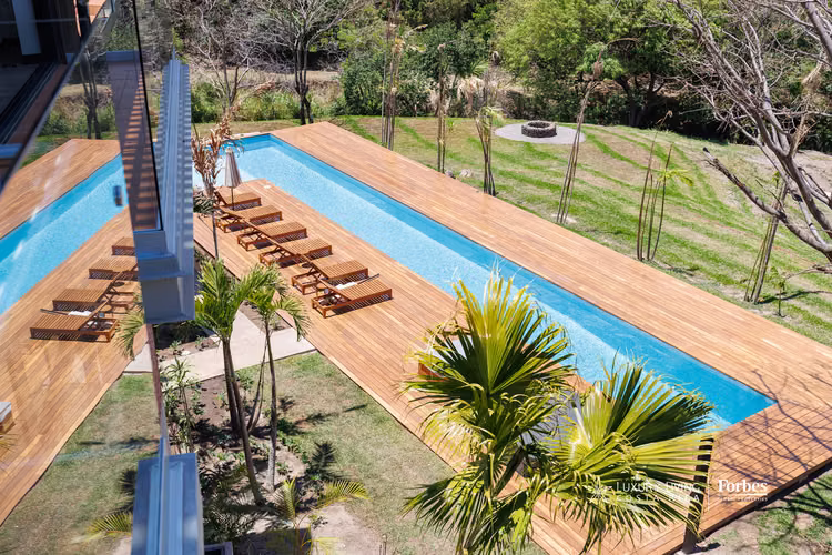 20995 – Moderno apartamento con vistas al oeste para Alquiler o Venta - Imagen 11