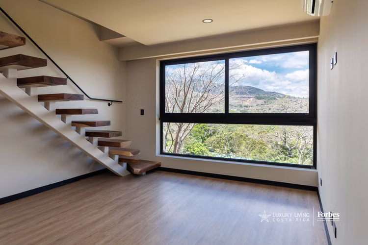 20995 – Moderno apartamento con vistas al oeste para Alquiler o Venta - Imagen 14