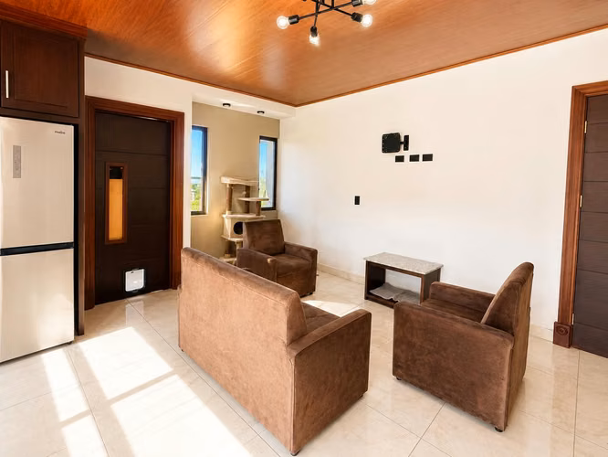 Venta de Casa con terreno de 750m2 en Fraijanes/ Condominio el Retiro. - Imagen 6