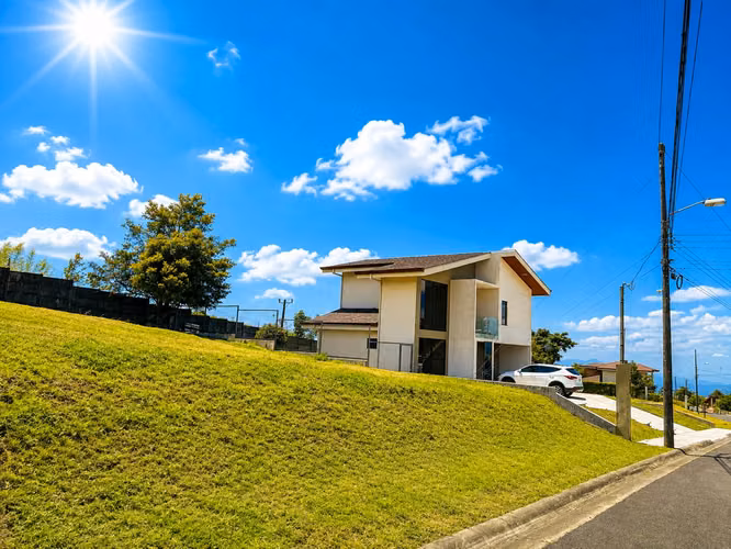 Venta de Casa con terreno de 750m2 en Fraijanes/ Condominio el Retiro. - Imagen 16