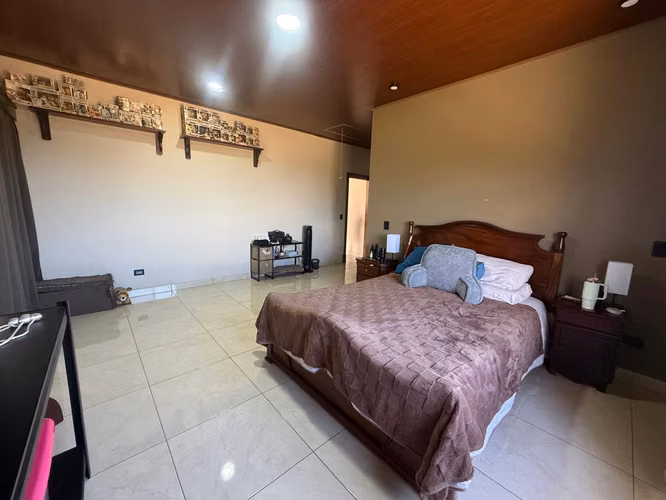 Venta de Casa de Montaña en Fraijanes/ Condominio el Retiro.
