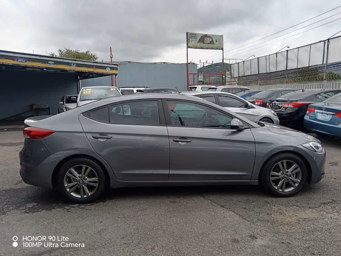 Hyundai elantra limited