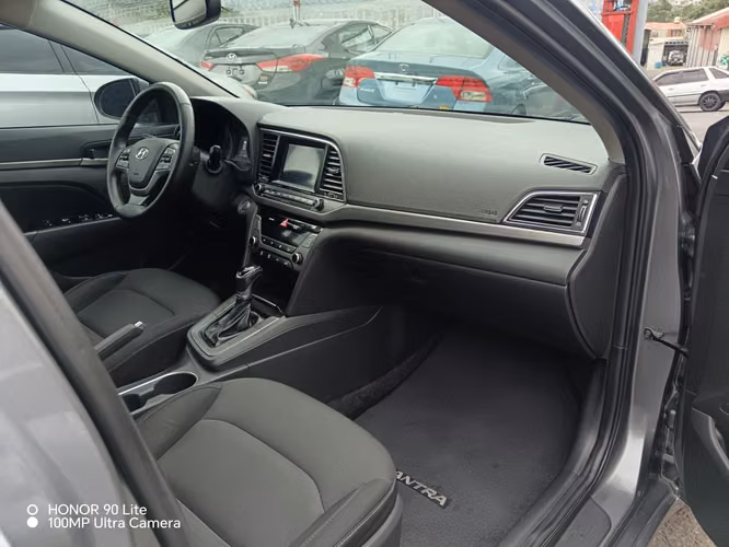 Hyundai elantra limited