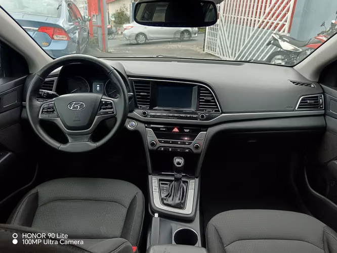 Hyundai elantra limited