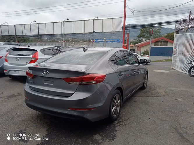 Hyundai elantra limited
