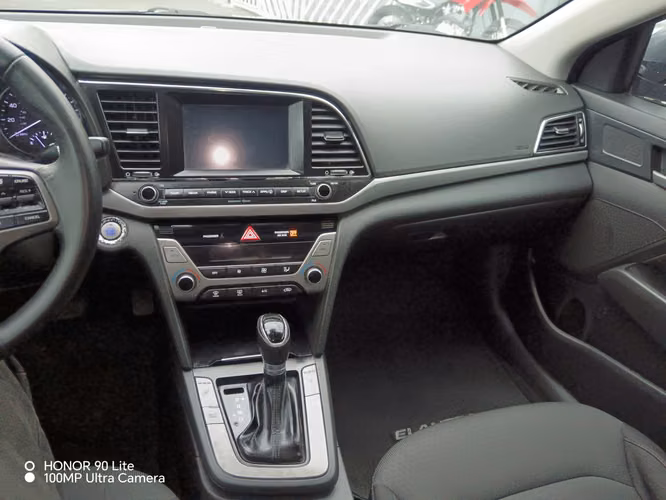 Hyundai elantra limited