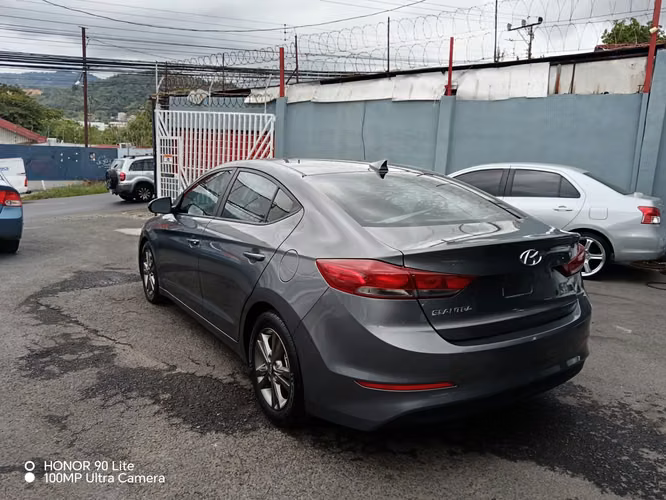 Hyundai elantra limited