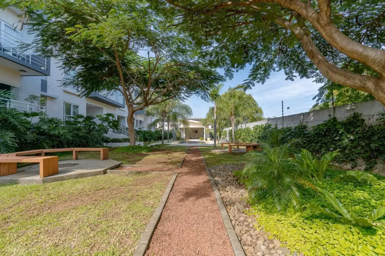 ALQUILER / VENTA DE APARTAMENTO EN CONDOMINIO TEMPO, SANTA ANA* - Imagen 16