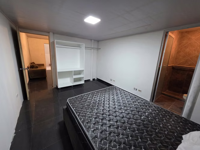 Alquilo apartamento en sabana sur - Imagen 7