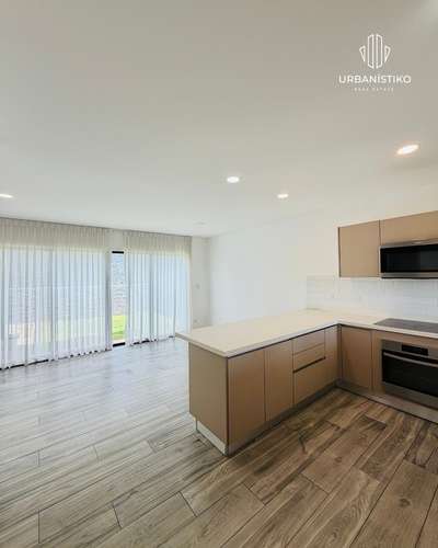 Oportunidad venta de town house Bali Guachipelin Escazú 3 habs + sala de tv patio  - Imagen 4