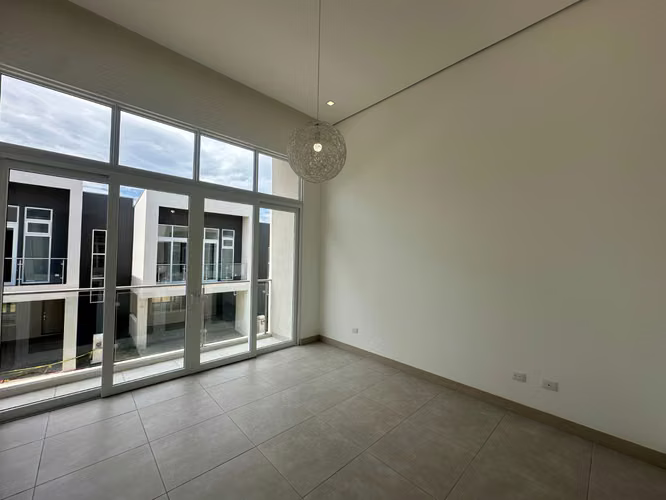 CASA PARA SEGUIR ESTRENANDO !!! EN GUACHIPELIN -Alquiler - Imagen 5
