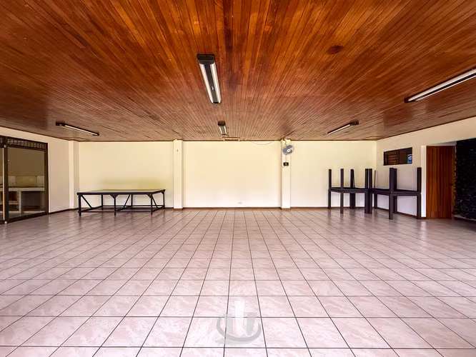 Casa en Venta en Oroki – Amplios Espacios y Excelente Entorno Residencial