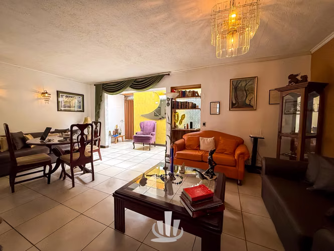 Casa en Venta en Oroki – Amplios Espacios y Excelente Entorno Residencial