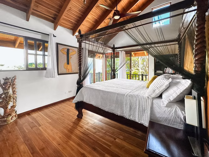 Se vende espectacular Casa en Residencial Pica Flora, Atenas. (FAU) - Imagen 19