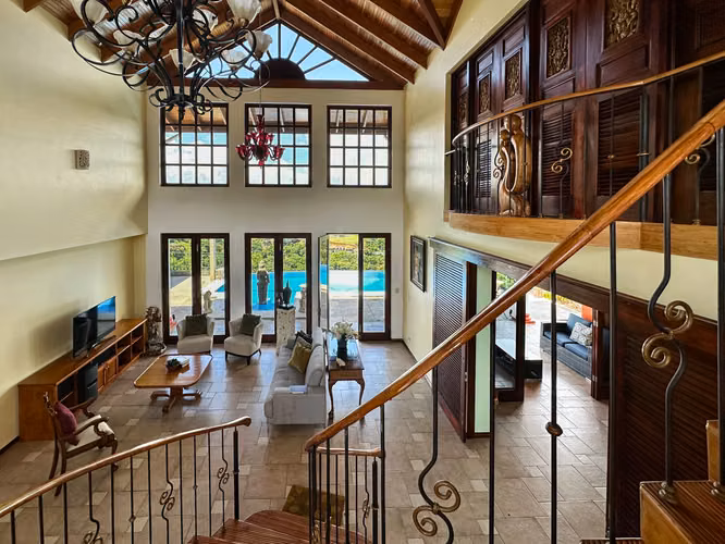 Se vende espectacular Casa en Residencial Pica Flora, Atenas. (FAU) - Imagen 13