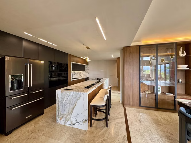 Venta de Casa de 4 Habitaciones en Santa Ana con Enorme Terraza, Jardin y Vista ID26576 - Imagen 13