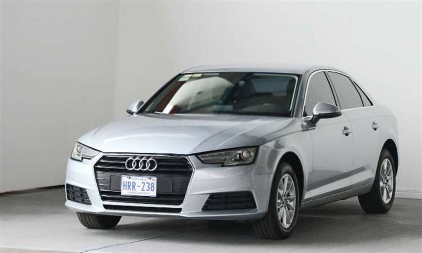 AUDI A4 2017 AUTOMÁTICA GASOLINA PLATEADO