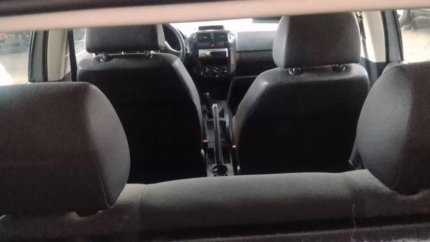 VOLKSWAGEN POLO MANUAL 2005