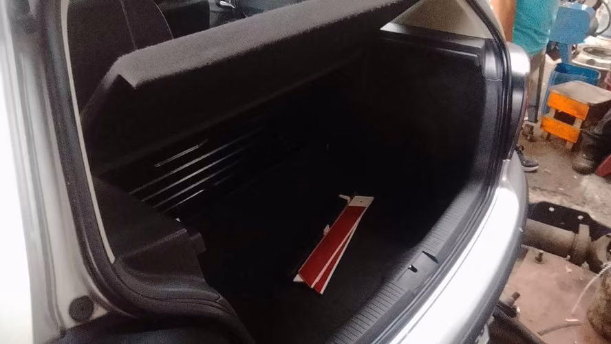 VOLKSWAGEN POLO MANUAL 2005
