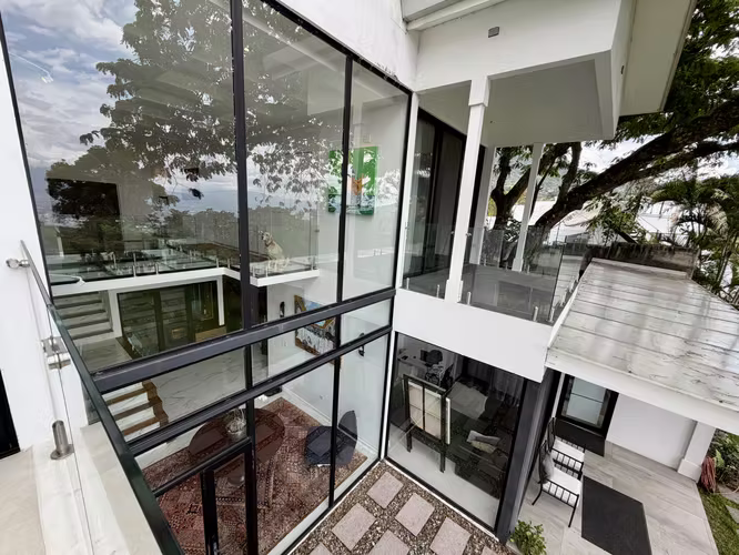 Escazu, Casa Boutique Montaña Pico Blanco