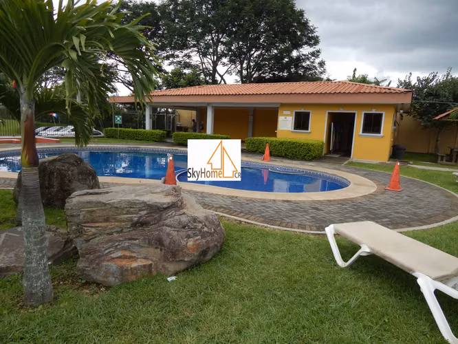 9031 / Casa / Venta / Hacienda Imperial / Tres Ríos / Familiar / Amenidades - Imagen 2