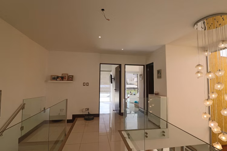 Se vende/Se Alquila Casa en Rio Oro Santa Ana Costa Rica-VH - Imagen 9