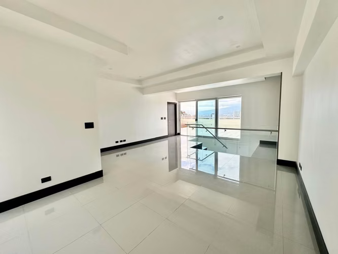 Sabana Sur - Apartamento PH de 3 habitaciones - Terraza y vistas panorámicas - Imagen 16