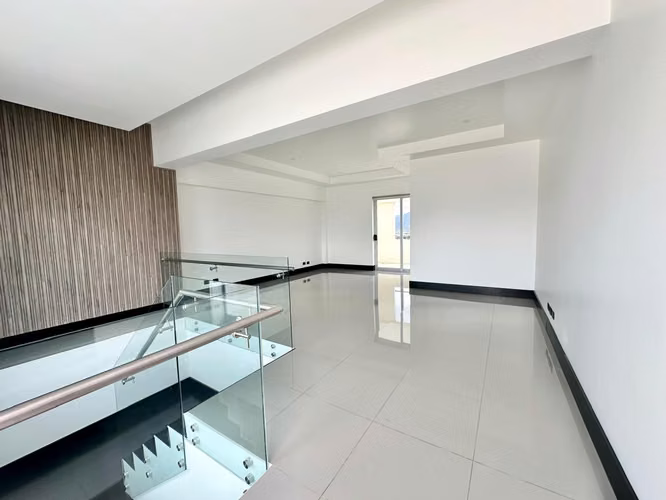 Sabana Sur - Apartamento PH de 3 habitaciones - Terraza y vistas panorámicas - Imagen 15