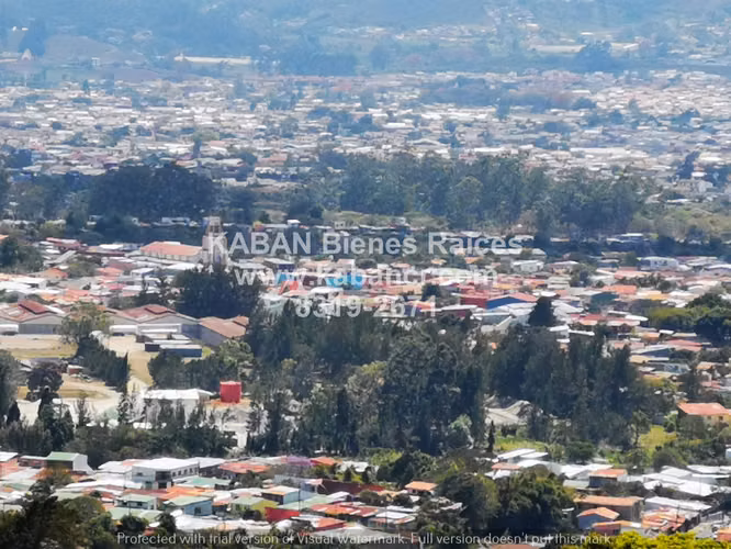 Finca de 3 Hectáreas con Vista Panorámica en Quircot, Cartago - Imagen 2